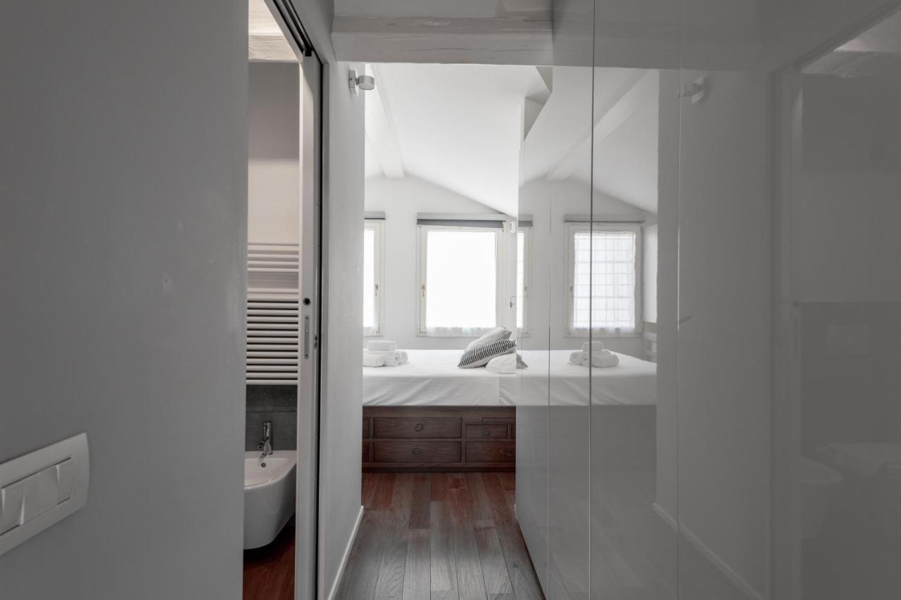 Milano Apartments Voghera Luaran gambar